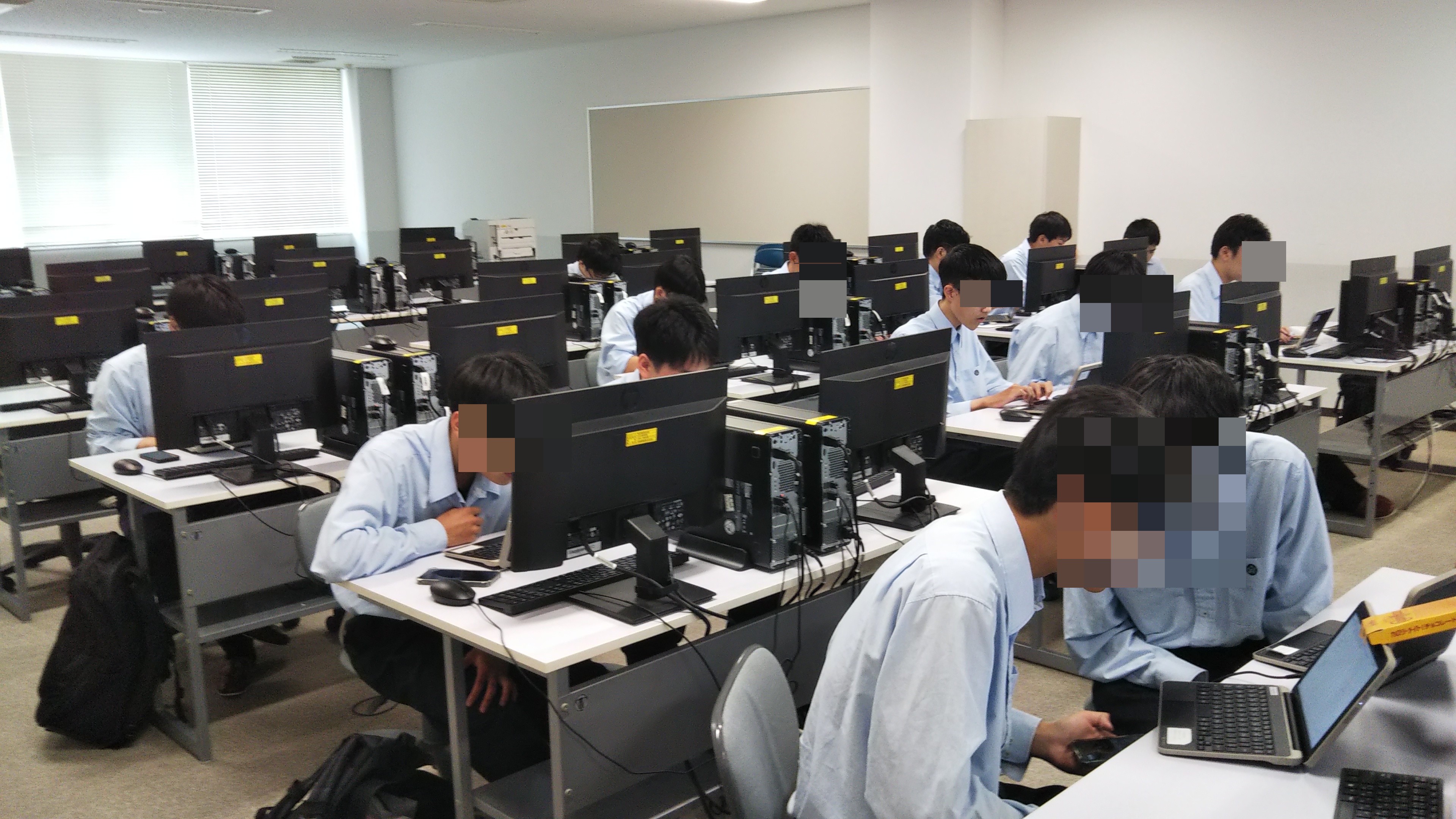 全国高等学校AIアスリート選手権大会地区予選の様子（その１）