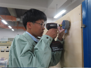 04_丸形ジョイントボックスの取り付け