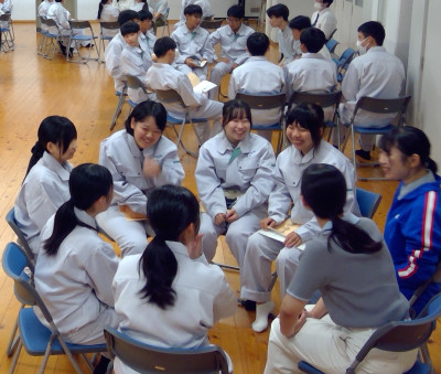 座談会